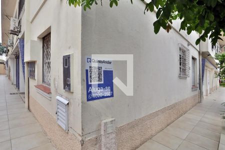 Apartamento para alugar com 72m², 2 quartos e sem vagaPlaquinha Quinto Andar instalada