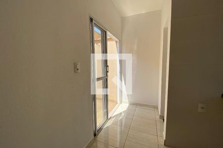 Sala / Cozinha de casa para alugar com 1 quarto, 40m² em Vila Monte Alegre, Ribeirão Preto
