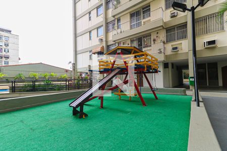 Apartamento à venda com 63m², 2 quartos e 1 vagaÁrea Comum - Playground