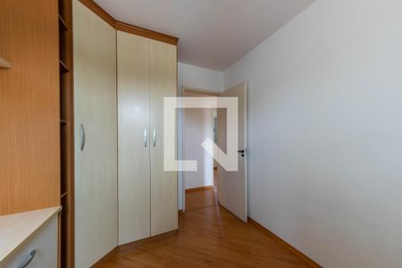 Quarto de apartamento para alugar com 3 quartos, 76m² em Vila Margarida, São Paulo