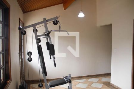 Casa à venda com 315m², 4 quartos e 5 vagasÁrea de Serviço