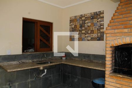 Casa à venda com 315m², 4 quartos e 5 vagasChurrasqueira