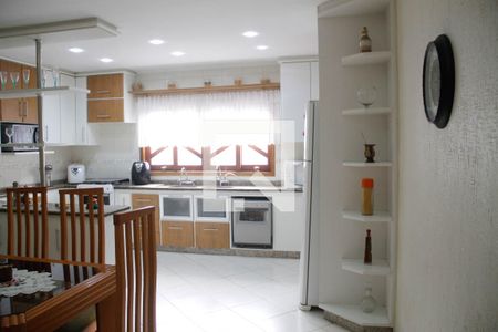 Casa à venda com 315m², 4 quartos e 5 vagasCozinha