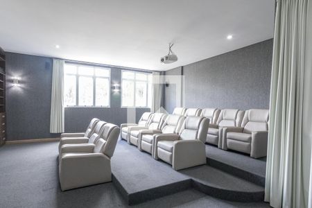 Studio para alugar com 45m², 1 quarto e 1 vaga Studio para alugar com 45m², 1 quarto e 1 vagaÁrea Comum - Cinema