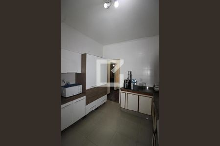 Casa para alugar com 210m², 3 quartos e 3 vagasCozinha