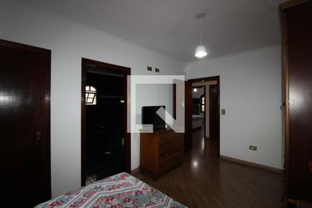 Casa para alugar com 210m², 3 quartos e 3 vagasSuite