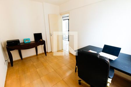 Quarto 1  de apartamento para alugar com 2 quartos, 73m² em Jardim Maria Rosa, Taboão da Serra