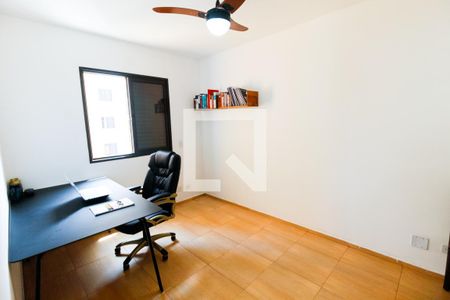Quarto 1  de apartamento para alugar com 2 quartos, 73m² em Jardim Maria Rosa, Taboão da Serra
