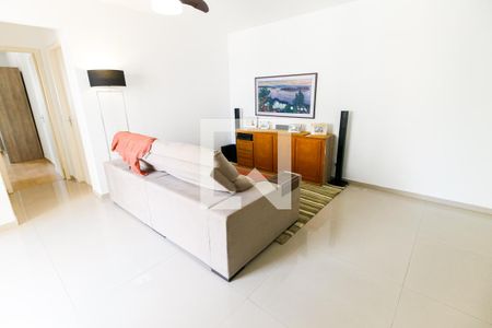 Sala  de apartamento para alugar com 2 quartos, 73m² em Jardim Maria Rosa, Taboão da Serra