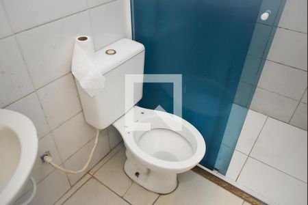 Casa à venda com 450m², 8 quartos e 4 vagas Casa à venda com 450m², 8 quartos e 4 vagasBanheiro