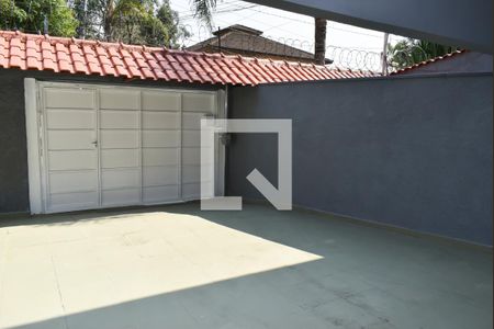 Casa à venda com 450m², 8 quartos e 4 vagas Casa à venda com 450m², 8 quartos e 4 vagasGaragem