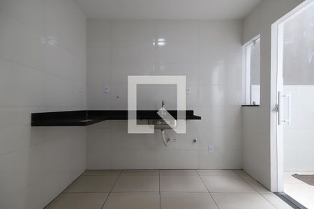 Casa para alugar com 90m², 2 quartos e 1 vaga Casa para alugar com 90m², 2 quartos e 1 vagaCozinha