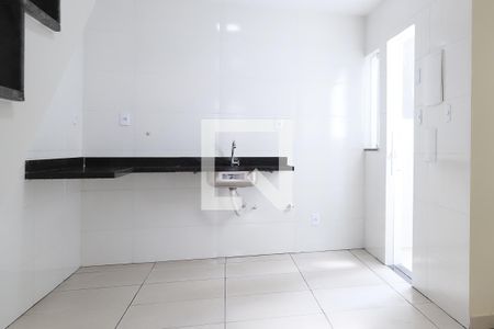 Casa para alugar com 90m², 2 quartos e 1 vaga Casa para alugar com 90m², 2 quartos e 1 vagaCozinha