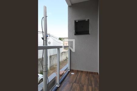 Casa para alugar com 90m², 2 quartos e 1 vaga Casa para alugar com 90m², 2 quartos e 1 vagaVaranda da suíte 2