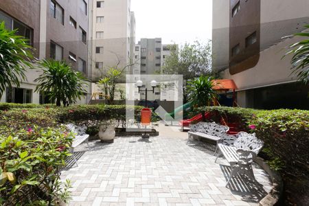 Apartamento para alugar com 87m², 3 quartos e 2 vagas Apartamento para alugar com 87m², 3 quartos e 2 vagasÁrea Comum - Playground