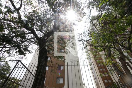 Apartamento para alugar com 87m², 3 quartos e 2 vagas Apartamento para alugar com 87m², 3 quartos e 2 vagasFachada