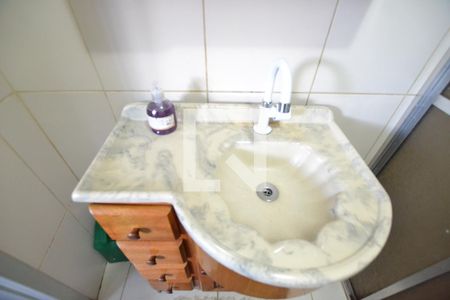 Casa à venda com 130m², 2 quartos e sem vagaBanheiro 2
