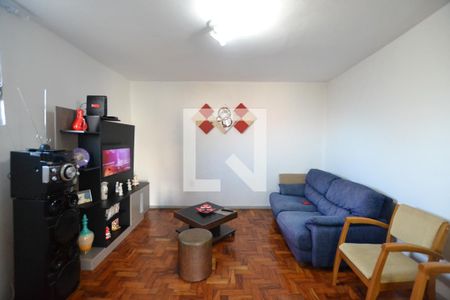 Sala de casa à venda com 2 quartos, 130m² em Cavalhada, Porto Alegre
