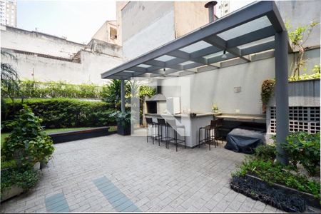 Apartamento para alugar com 28m², 1 quarto e 1 vaga Apartamento para alugar com 28m², 1 quarto e 1 vagaÁrea comum - Churrasqueira