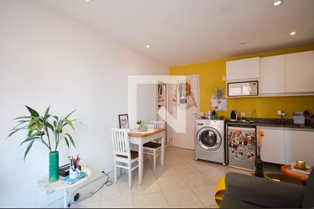 Sala de apartamento para alugar com 1 quarto, 28m² em Vila Buarque, São Paulo