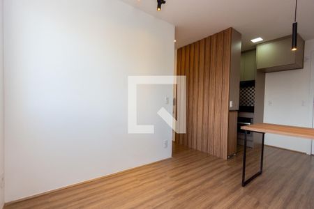 Sala de Estar de apartamento para alugar com 2 quartos, 38m² em Quarta Parada, São Paulo