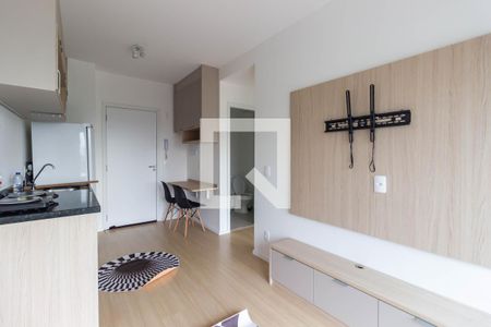 Sala e Cozinha de apartamento para alugar com 1 quarto, 32m² em Butantã, São Paulo