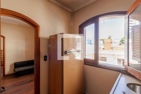 Casa à venda com 400m², 3 quartos e 8 vagasCozinha da Edícula 