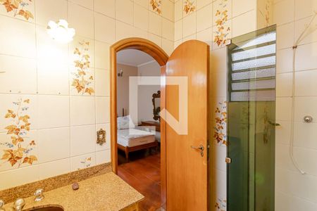 Casa à venda com 400m², 3 quartos e 8 vagasBanheiro da Suíte 1