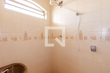 Casa à venda com 400m², 3 quartos e 8 vagasBanheiro da Edícula 