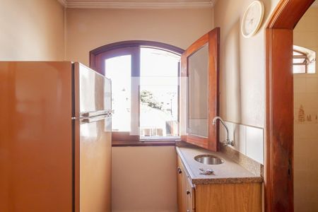 Casa à venda com 400m², 3 quartos e 8 vagasCozinha da Edícula 