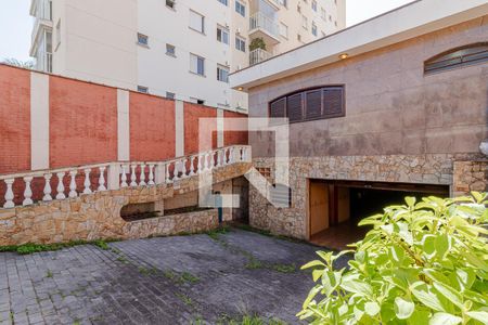 Casa à venda com 400m², 3 quartos e 8 vagasGaragem