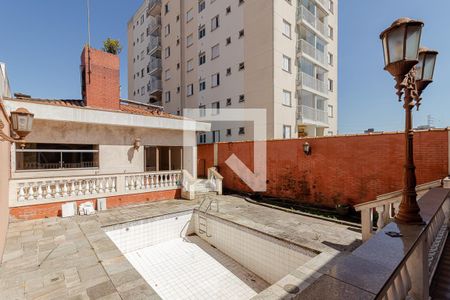 Casa à venda com 400m², 3 quartos e 8 vagasPiscina