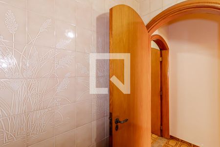 Casa à venda com 400m², 3 quartos e 8 vagasLavabo 