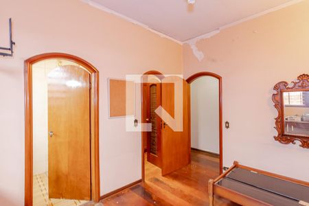 Casa à venda com 400m², 3 quartos e 8 vagasSuíte 2 