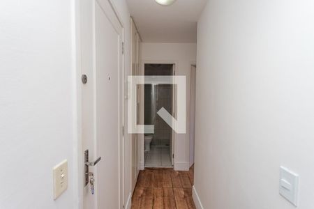 Corredor  de apartamento para alugar com 2 quartos, 48m² em Centro, Diadema