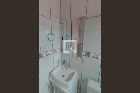 Casa à venda com 180m², 2 quartos e 2 vagasbanheiro quarto 2