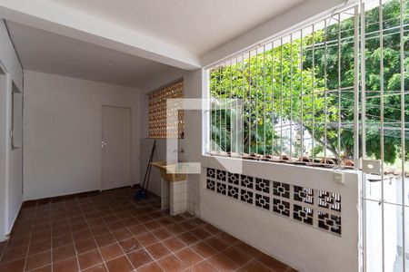 Casa para alugar com 50m², 1 quarto e sem vagaÁrea de Serviço
