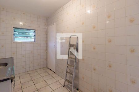 Cozinha de casa para alugar com 1 quarto, 50m² em Jardim Ester, São Paulo