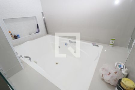 Apartamento para alugar com 205m², 3 quartos e 4 vagasBanheira