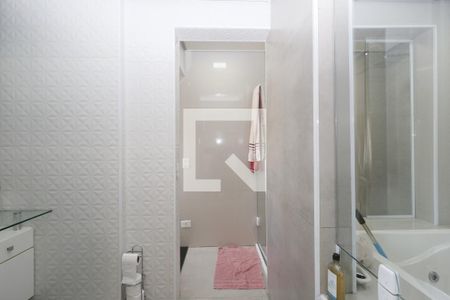 Apartamento para alugar com 205m², 3 quartos e 4 vagasBanheiro da Suíte 1