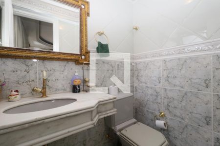 Apartamento para alugar com 205m², 3 quartos e 4 vagasLavabo