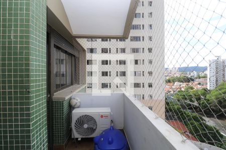 Apartamento para alugar com 205m², 3 quartos e 4 vagasVaranda da suíte 2