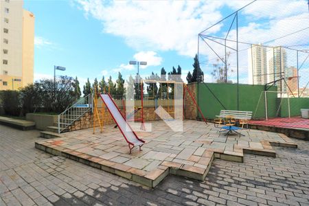 Apartamento para alugar com 205m², 3 quartos e 4 vagasÁrea comum - Playground