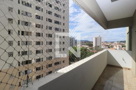 Apartamento para alugar com 205m², 3 quartos e 4 vagasVaranda da sala de jantar