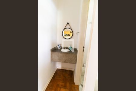 Lavabo de casa para alugar com 3 quartos, 200m² em Butantã, São Paulo
