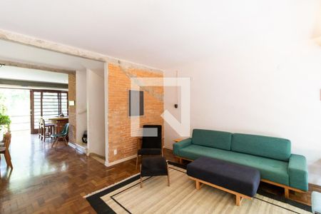 Sala de casa à venda com 3 quartos, 200m² em Butantã, São Paulo