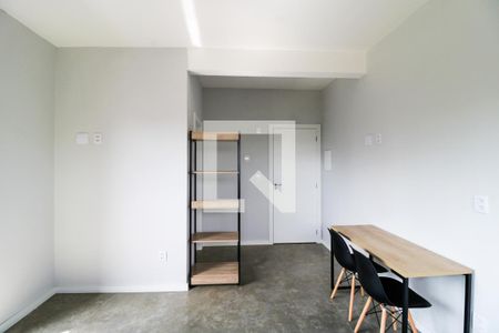 Sala/Cozinha/Dormitório de kitnet/studio para alugar com 1 quarto, 30m² em Marechal Rondon, Canoas