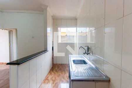 Cozinha de apartamento para alugar com 1 quarto, 40m² em Vila Ema, São Paulo