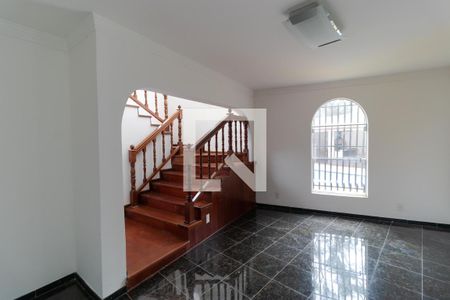Hall de entrada de casa de condomínio para alugar com 4 quartos, 900m² em Gramado, Campinas