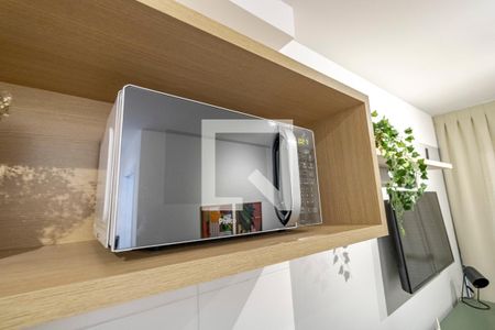 Sala e Cozinha - Micro-ondas de apartamento para alugar com 1 quarto, 33m² em Vila Mariana, São Paulo